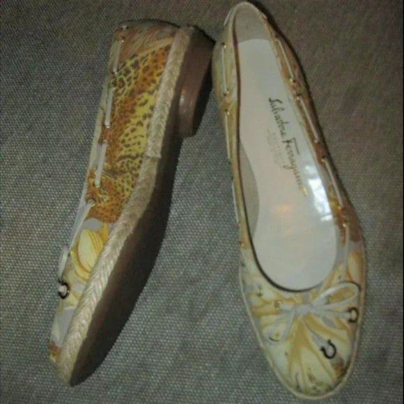 ❤️SALVATORE FERRAGAMO BOUTIQUE ESPADRILLE Big Cat Leopard Flats Shoes 7.5 B - Picture 1 of 5